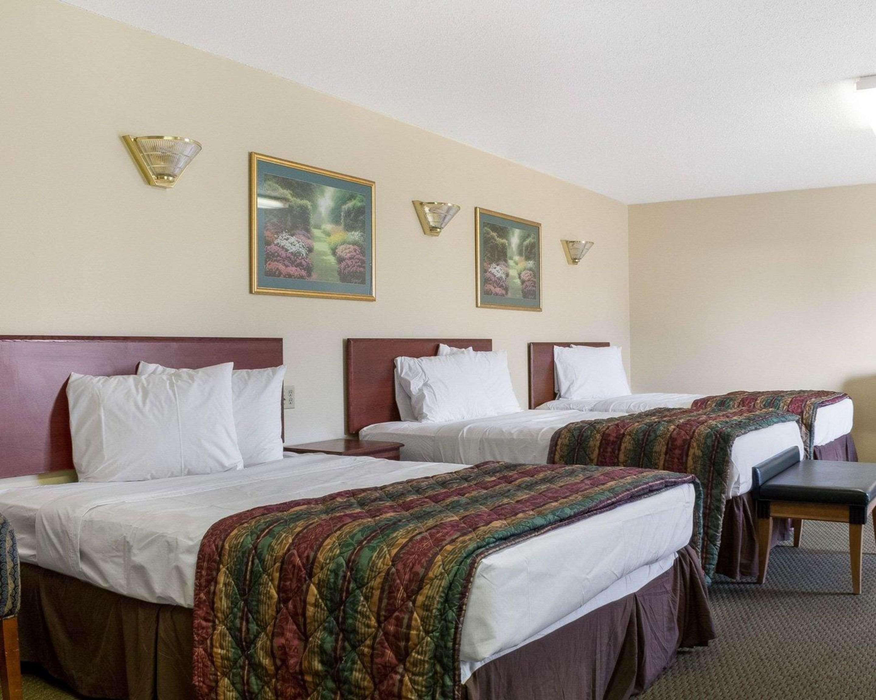 Rodeway Inn West Fargo Ngoại thất bức ảnh