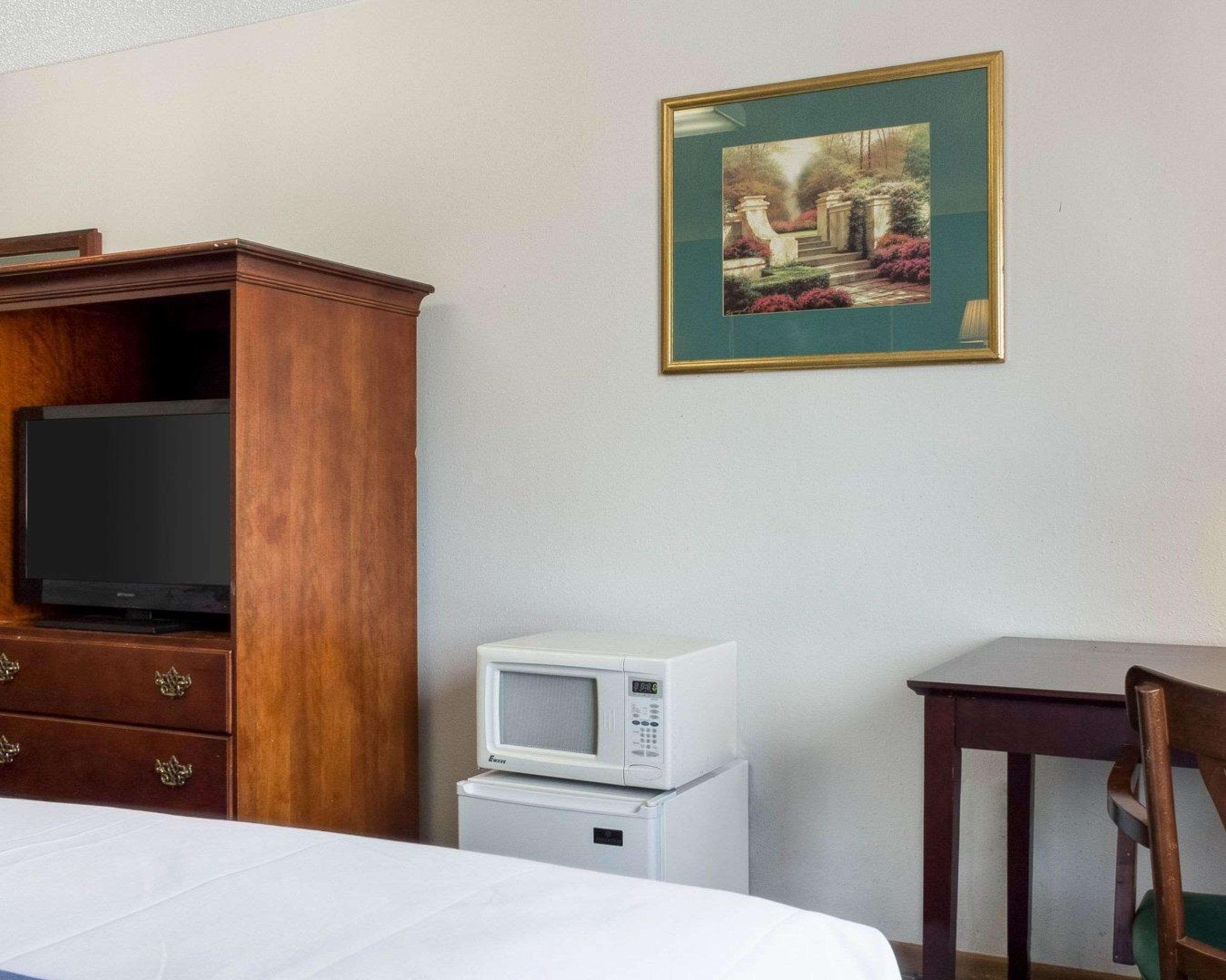 Rodeway Inn West Fargo Ngoại thất bức ảnh
