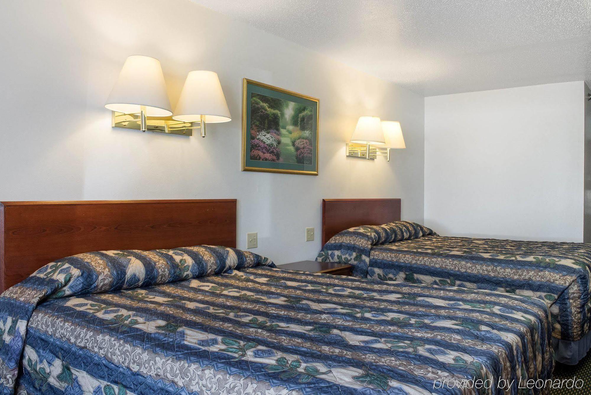 Rodeway Inn West Fargo Ngoại thất bức ảnh