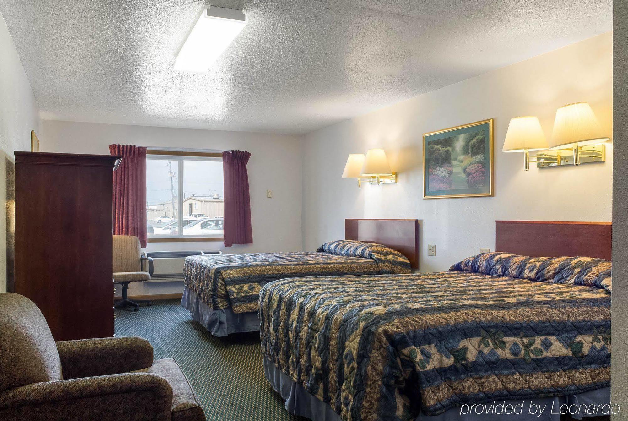 Rodeway Inn West Fargo Ngoại thất bức ảnh