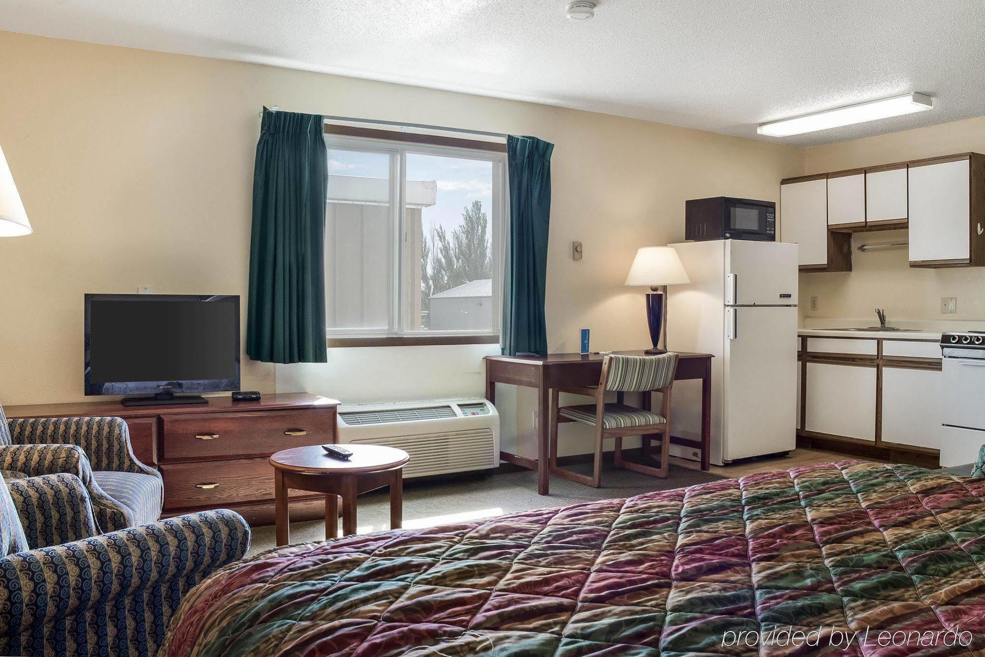 Rodeway Inn West Fargo Ngoại thất bức ảnh