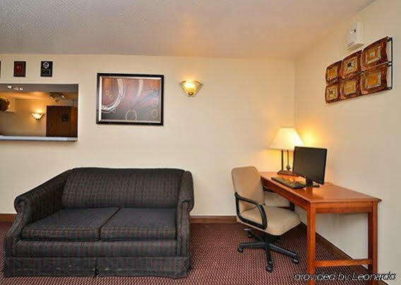 Rodeway Inn West Fargo Ngoại thất bức ảnh